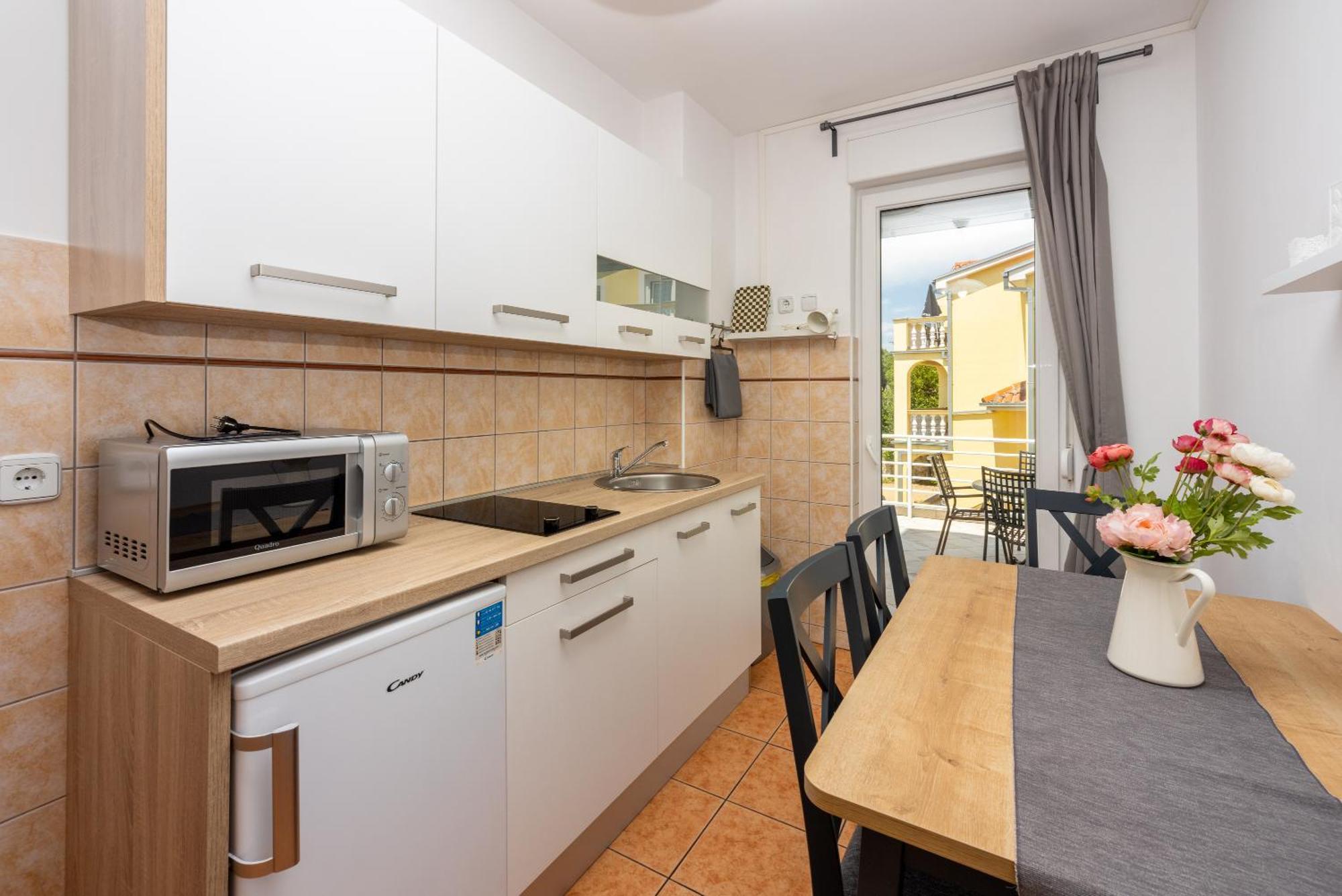 Apartments Claudia Цриквеница Экстерьер фото