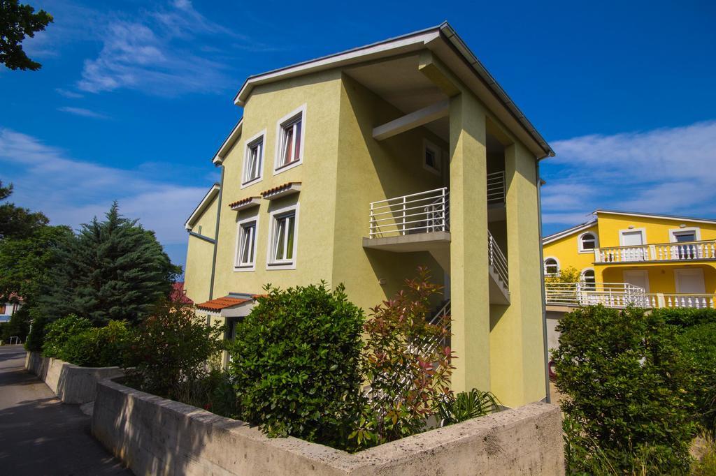 Apartments Claudia Цриквеница Экстерьер фото