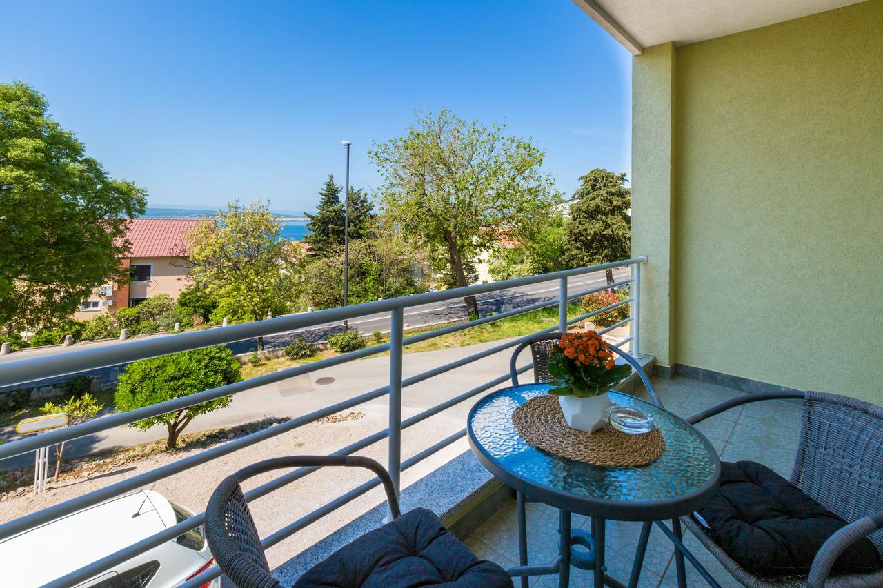 Apartments Claudia Цриквеница Экстерьер фото