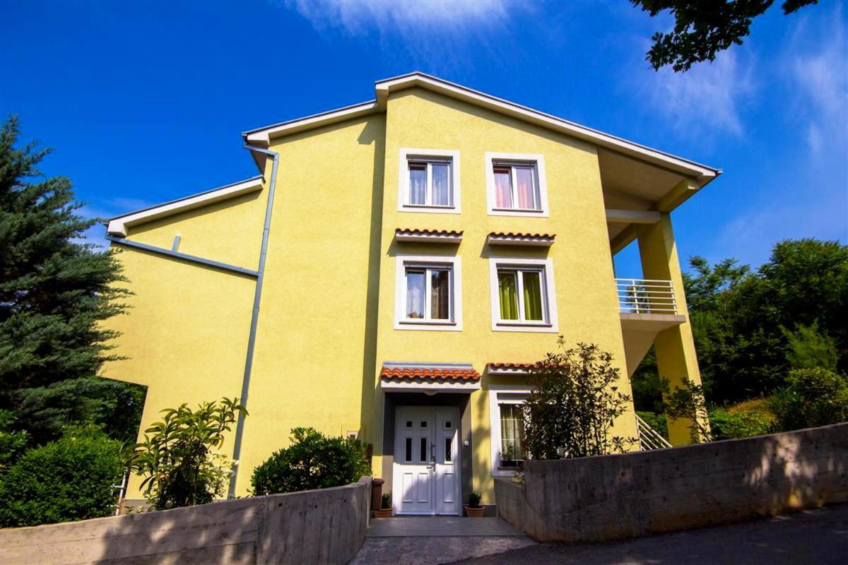 Apartments Claudia Цриквеница Экстерьер фото